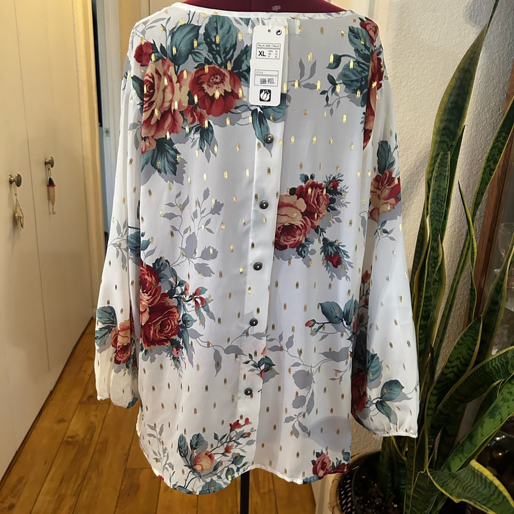 Jon & Anna Long Sleeve Top